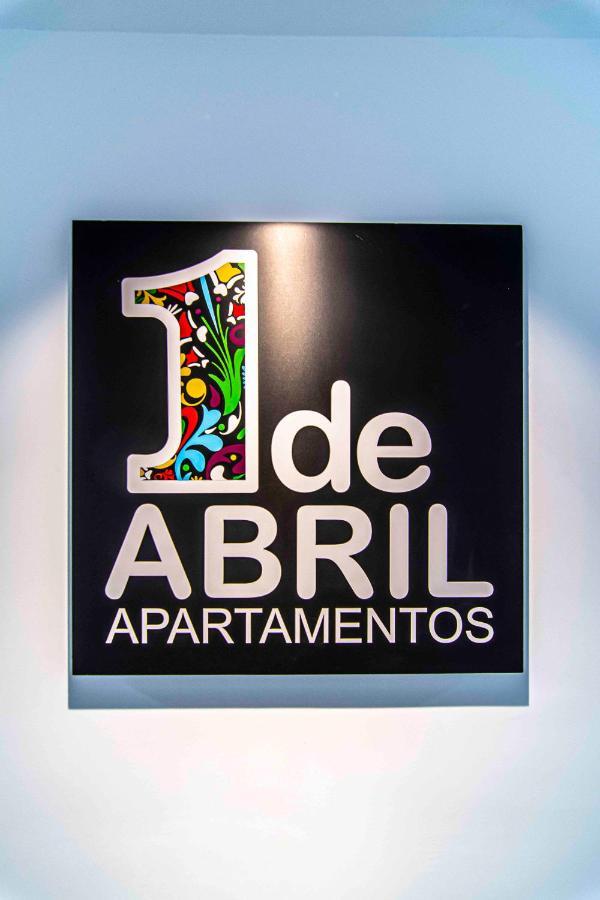 Apartamentos 1 Abril Málaga Exterior foto